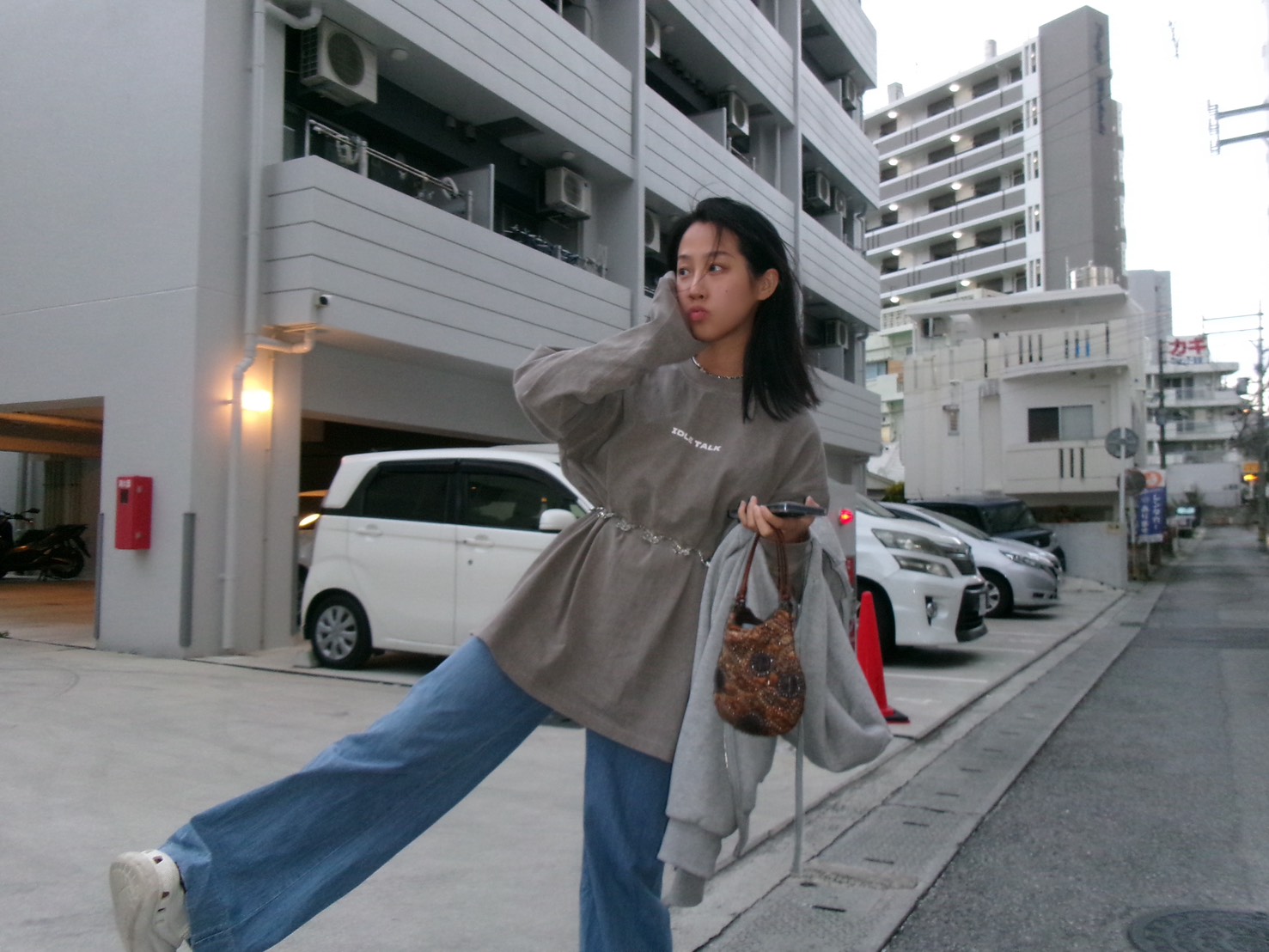 S__32858160_0 S__32858160_0